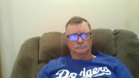 hot4tightholes online show from 12-18-24, 06:14