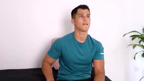 Marcus  Tatti  online show from 12-18-25, 04:35