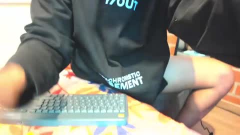 hot__boy777 online show from 04-22-26, 04:26