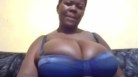 Snapshot of hot_alynn chatting on 07-18-26, 09:40 ALLYN online show from 07-18-26, 09:40