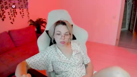   online show from 11-04-25, 03:11