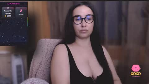 v     online show from 09-28-25, 08:03