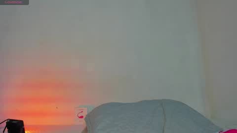Snapshot of hot_boy_04 chatting on 07-20-26, 07:27 hot boy 04 online show from 07-20-26, 07:27