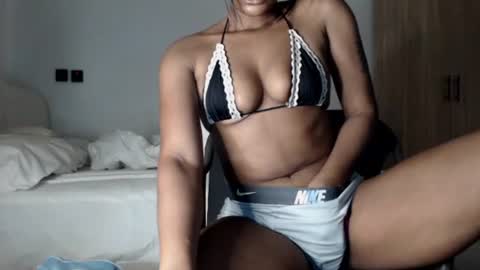 Snapshot of hot_chocoxxxx chatting on 07-28-26, 07:39 sonia mis choco online show from 07-28-26, 07:39