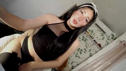 Snapshot of hot_claudia69 chatting on 10-12-25, 04:00 its me CLAUDIA online show from 10-12-25, 04:00
