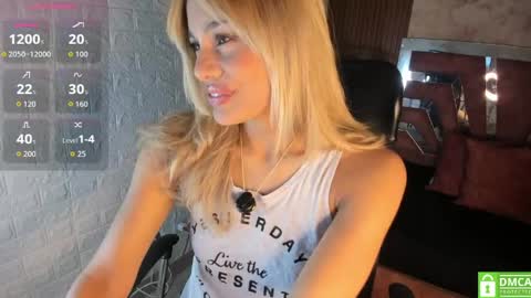 Snapshot of hot_cupid01 chatting on 04-24-26, 11:01 Valery online show from 04-24-26, 11:01