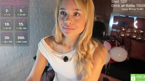 Snapshot of hot_cupid01 chatting on 05-04-26, 10:55 Valery online show from 05-04-26, 10:55