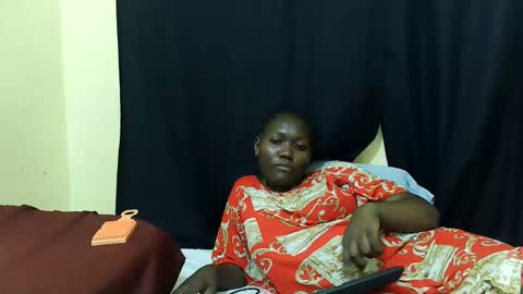 Milly online show from 12-22-25, 01:52