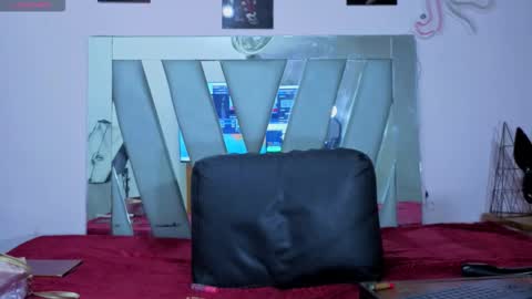 destinyk online show from 11-20-25, 09:42