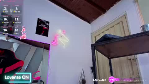 Snapshot of hot_destinyk chatting on 06-12-26, 09:03 destinyk online show from 06-12-26, 09:03