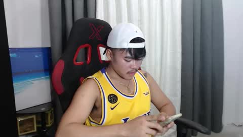 Snapshot of hot_emmanuel chatting on 09-18-25, 08:27 hot_emmanuel online show from 09-18-25, 08:27