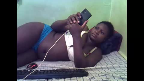 Snapshot of hot_girlly chatting on 11-20-25, 04:56 hot_girlly online show from 11-20-25, 04:56