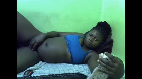 hot_girlly online show from 12-18-25, 06:19