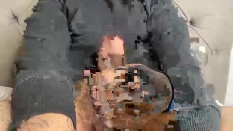 hot_horny_dad online show from 01-04-25, 03:18