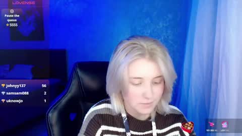 Yunona online show from 12-19-24, 01:39