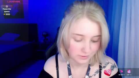 Yunona online show from 12-22-24, 08:14