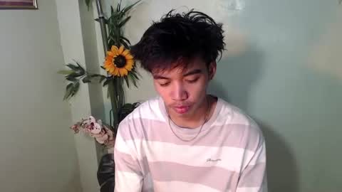 Snapshot of hot_kianxx chatting on 06-21-26, 08:11 hot_kianxx online show from 06-21-26, 08:11