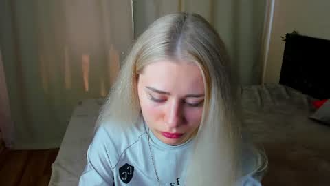 Snapshot of hot_kittie_hot chatting on 06-13-26, 07:39 hot_kittie_hot online show from 06-13-26, 07:39