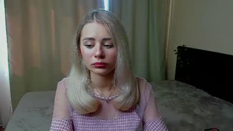Snapshot of hot_kittie_hot chatting on 07-13-26, 08:17 hot_kittie_hot online show from 07-13-26, 08:17