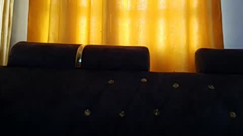 ella online show from 06-14-26, 10:17
