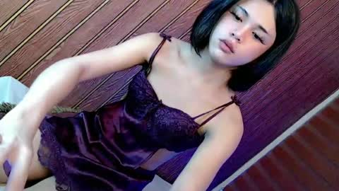 Snapshot of hot_laura69 chatting on 06-18-26, 01:04 just call me laura online show from 06-18-26, 01:04