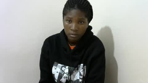Snapshot of hot_lonnah chatting on 01-30-25, 10:40 LONNAH online show from 01-30-25, 10:40