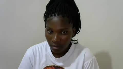 Snapshot of hot_lonnah chatting on 02-03-25, 08:13 LONNAH online show from 02-03-25, 08:13
