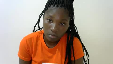 Snapshot of hot_lonnah chatting on 02-04-25, 09:49 LONNAH online show from 02-04-25, 09:49