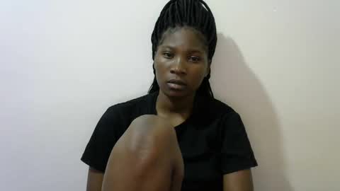 Snapshot of hot_lonnah chatting on 02-13-25, 04:28 LONNAH online show from 02-13-25, 04:28