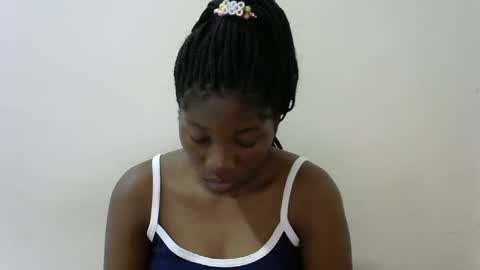 Snapshot of hot_lonnah chatting on 02-19-25, 02:23 LONNAH online show from 02-19-25, 02:23