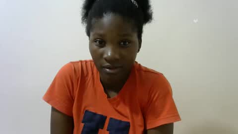 Snapshot of hot_lonnah chatting on 03-01-25, 03:10 LONNAH online show from 03-01-25, 03:10