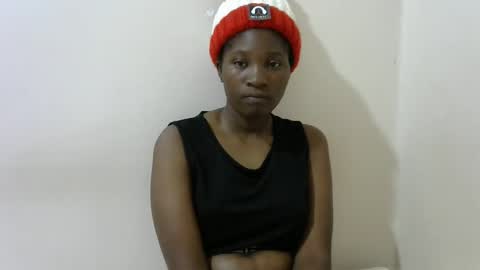 Snapshot of hot_lonnah chatting on 03-05-25, 01:28 LONNAH online show from 03-05-25, 01:28
