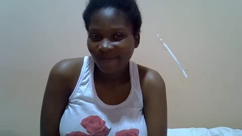 Snapshot of hot_lonnah chatting on 09-14-25, 02:11 LONNAH online show from 09-14-25, 02:11