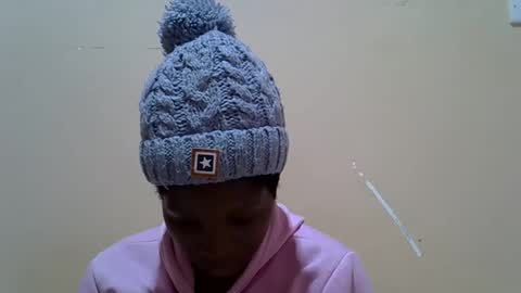 Snapshot of hot_lonnah chatting on 09-22-25, 03:30 LONNAH online show from 09-22-25, 03:30