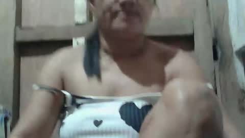 Snapshot of hot_mama09 chatting on 02-24-26, 01:36 hotmama online show from 02-24-26, 01:36