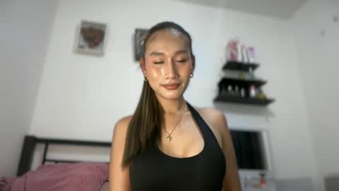 Snapshot of hot_marryxx chatting on 06-27-26, 02:23 marry online show from 06-27-26, 02:23