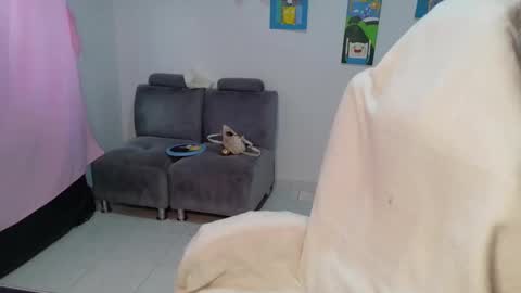 Snapshot of hot_mommymia chatting on 02-25-26, 07:12 Mia online show from 02-25-26, 07:12