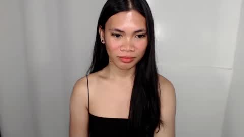 hot_pauline online show from 05-11-26, 04:15