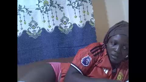 RAYLAH online show from 12-20-25, 07:21