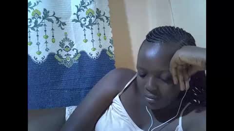 RAYLAH online show from 01-13-26, 05:46