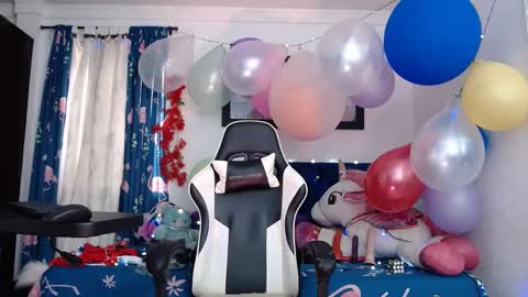 Snapshot of hot_sexy_bunny chatting on 02-06-25, 12:37 hot sexy bunny online show from 02-06-25, 12:37