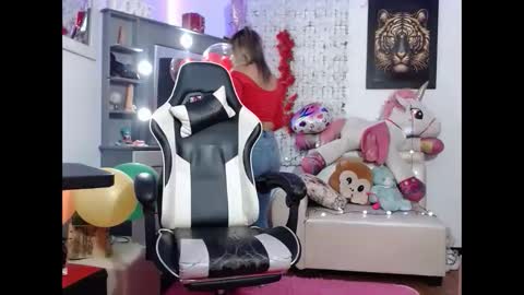 Snapshot of hot_sexy_bunny chatting on 03-11-25, 06:30 hot sexy bunny online show from 03-11-25, 06:30