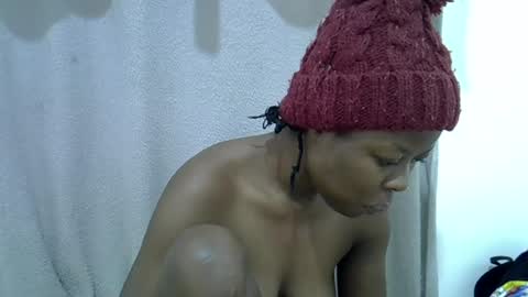 Snapshot of hot_shayla chatting on 07-02-26, 11:38 esiiii online show from 07-02-26, 11:38