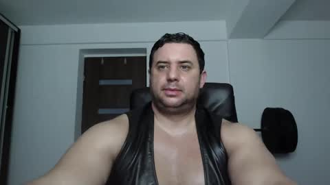 Stefano.. online show from 11-12-25, 02:28