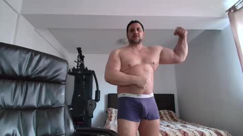Snapshot of hot_stefano1 chatting on 03-15-26, 05:02 Stefano.. online show from 03-15-26, 05:02