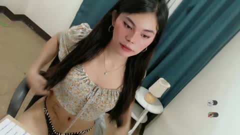 Snapshot of hot_yanna143 chatting on 07-01-26, 02:46 Yanna online show from 07-01-26, 02:46