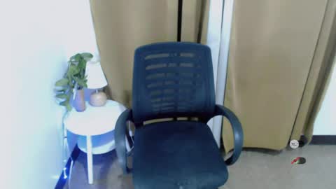 Snapshot of hot_yanna143 chatting on 07-06-26, 03:14 Yanna online show from 07-06-26, 03:14