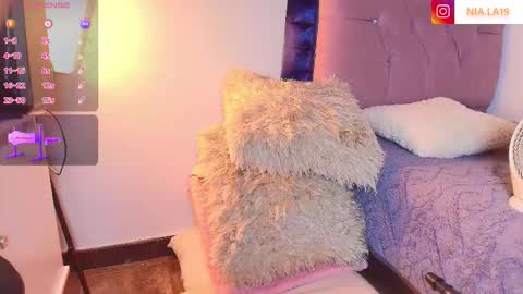 Alana online show from 10-17-25, 02:19