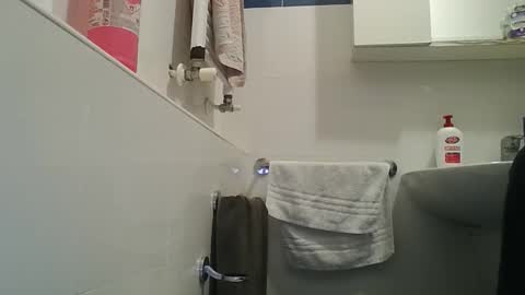 hotandwild2003 online show from 02-14-26, 04:20