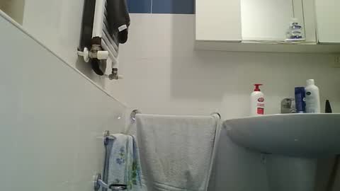 hotandwild2003 online show from 02-22-26, 12:01